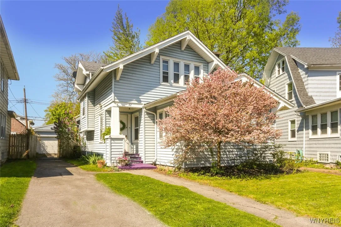82 Radcliffe Road, Buffalo, New York 14214, Buffalo, New York 14214, 3 Bedrooms Bedrooms, 9 Rooms Rooms,1 BathroomBathrooms,Residential,Closed,82 Radcliffe Road, Buffalo, New York 14214,B1606943