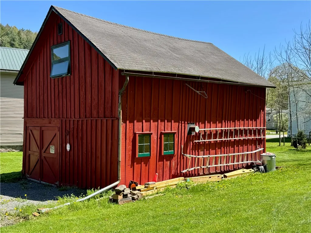 2395 State Highway 205, Laurens, New York 13810, Laurens, New York 13810, 5 Bedrooms Bedrooms, 11 Rooms Rooms,1 BathroomBathrooms,Residential,For Sale,2395 State Highway 205, Laurens, New York 13810,R1604947