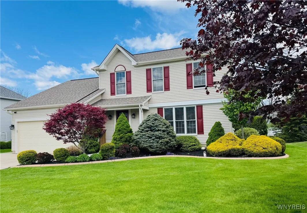 3303 Brookfield Lane, Hamburg, New York 14075, Hamburg, New York 14075, 3 Bedrooms Bedrooms, 12 Rooms Rooms,2 BathroomsBathrooms,Residential,Closed,3303 Brookfield Lane, Hamburg, New York 14075,0,B1606927