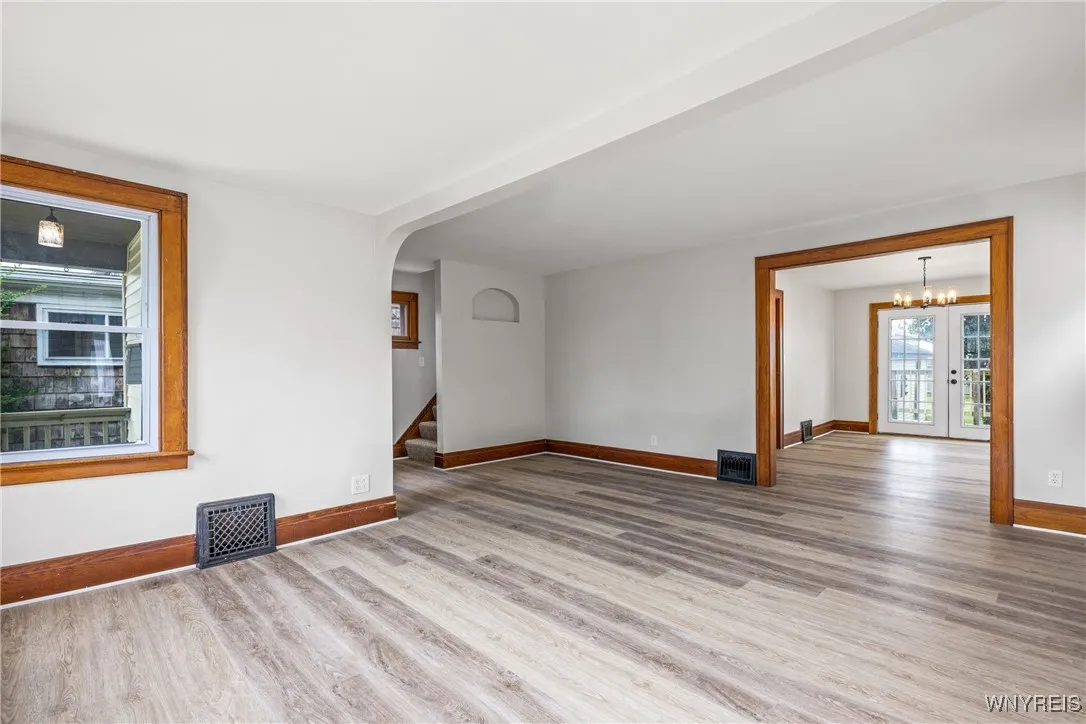 364 Hamilton Boulevard, Tonawanda-town, New York 1, Tonawanda, New York 14217, 3 Bedrooms Bedrooms, 6 Rooms Rooms,1 BathroomBathrooms,Residential,Closed,364 Hamilton Boulevard, Tonawanda-town, New York 1,0,B1606985