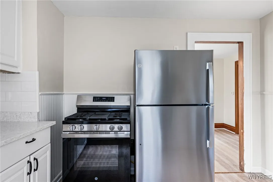 364 Hamilton Boulevard, Tonawanda-town, New York 1, Tonawanda, New York 14217, 3 Bedrooms Bedrooms, 6 Rooms Rooms,1 BathroomBathrooms,Residential,Closed,364 Hamilton Boulevard, Tonawanda-town, New York 1,0,B1606985