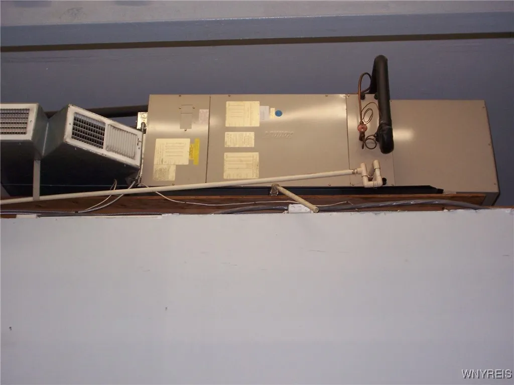 7180 West Main Road, Leroy, New York 14482, Leroy, New York 14482, ,Commercial Sale,Closed,7180 West Main Road, Leroy, New York 14482,0,B1607064