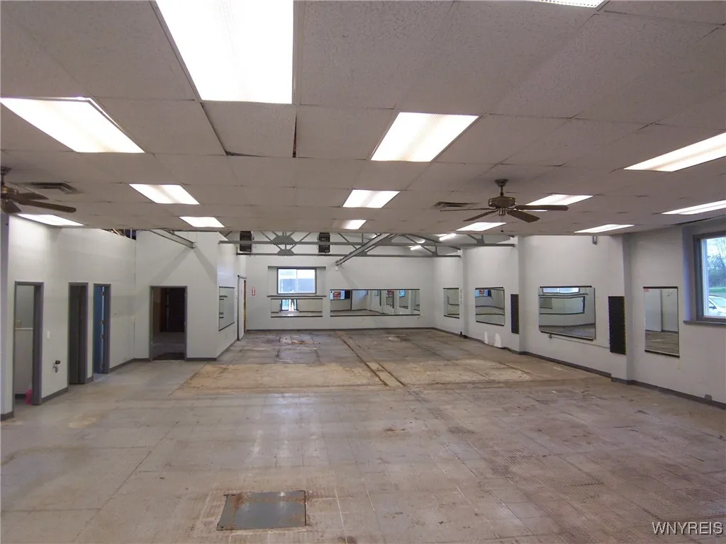7180 West Main Road, Leroy, New York 14482, Leroy, New York 14482, ,Commercial Sale,Closed,7180 West Main Road, Leroy, New York 14482,0,B1607064