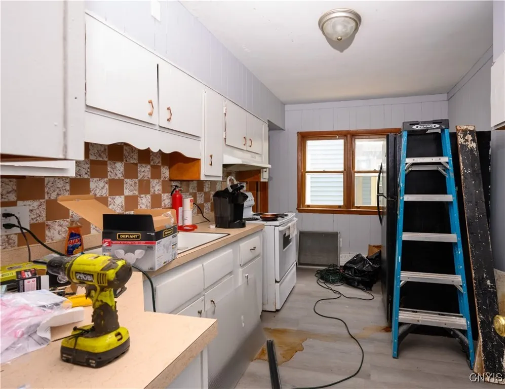 Apt. 1-Kitchen