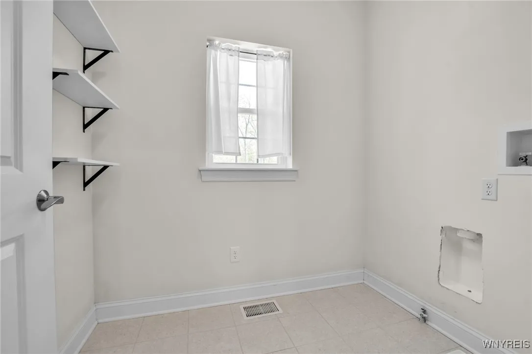 2nd floor laundry