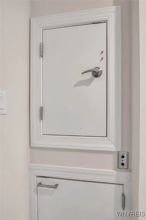 Dumb Waiter