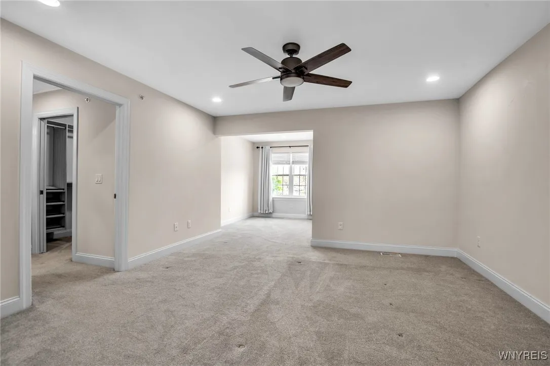 102 California Drive C, Amherst, New York 14221, Amherst, New York 14221, 3 Bedrooms Bedrooms, 8 Rooms Rooms,2 BathroomsBathrooms,Residential,Closed,102 California Drive C, Amherst, New York 14221,0,B1600629