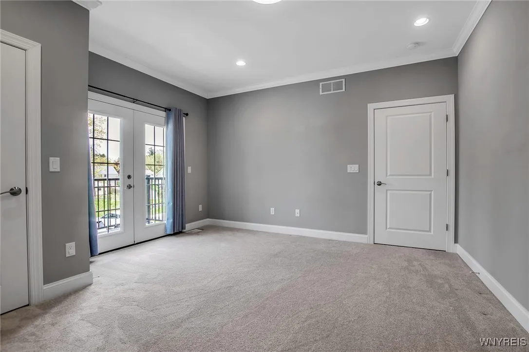 102 California Drive C, Amherst, New York 14221, Amherst, New York 14221, 3 Bedrooms Bedrooms, 8 Rooms Rooms,2 BathroomsBathrooms,Residential,Closed,102 California Drive C, Amherst, New York 14221,0,B1600629