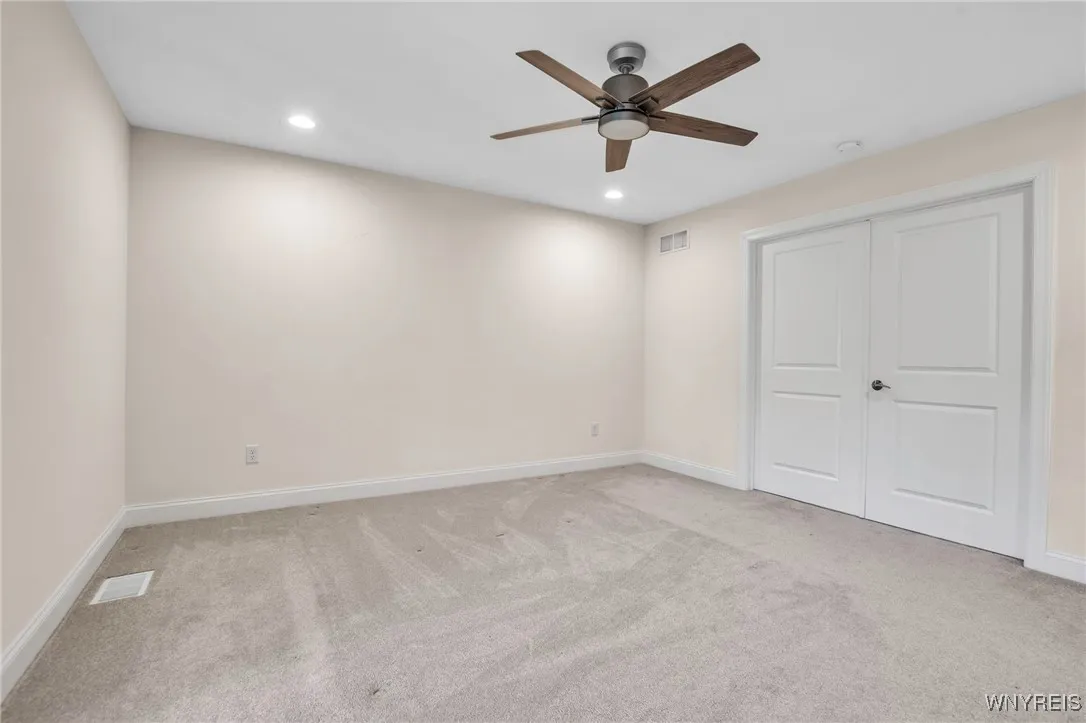 102 California Drive C, Amherst, New York 14221, Amherst, New York 14221, 3 Bedrooms Bedrooms, 8 Rooms Rooms,2 BathroomsBathrooms,Residential,Closed,102 California Drive C, Amherst, New York 14221,0,B1600629