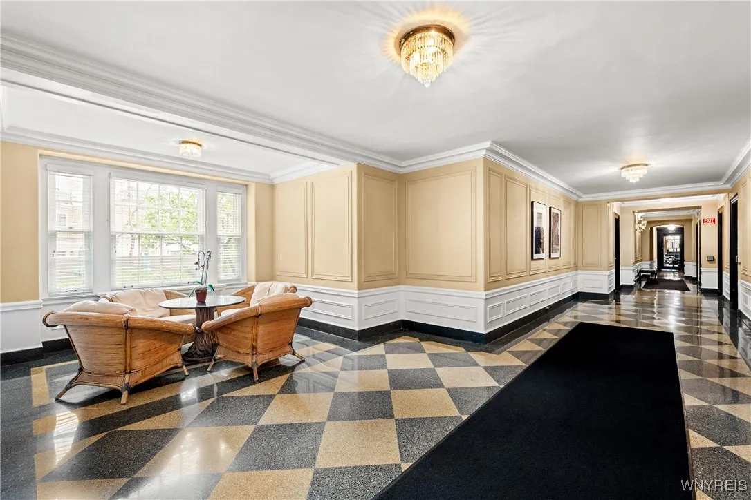 33 Gates Circle 10d, Buffalo, New York 14222, Buffalo, New York 14209, 3 Bedrooms Bedrooms, 7 Rooms Rooms,2 BathroomsBathrooms,Residential,Closed,33 Gates Circle 10d, Buffalo, New York 14222,0,B1606826