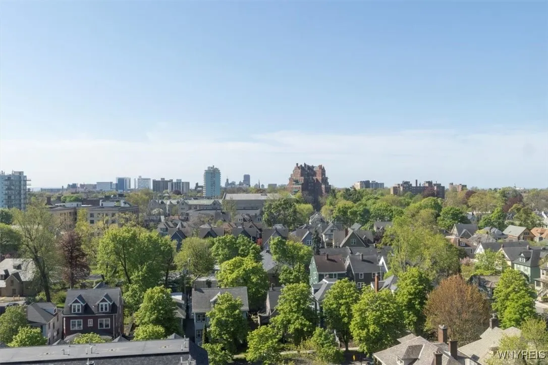 33 Gates Circle 10d, Buffalo, New York 14222, Buffalo, New York 14209, 3 Bedrooms Bedrooms, 7 Rooms Rooms,2 BathroomsBathrooms,Residential,Closed,33 Gates Circle 10d, Buffalo, New York 14222,0,B1606826