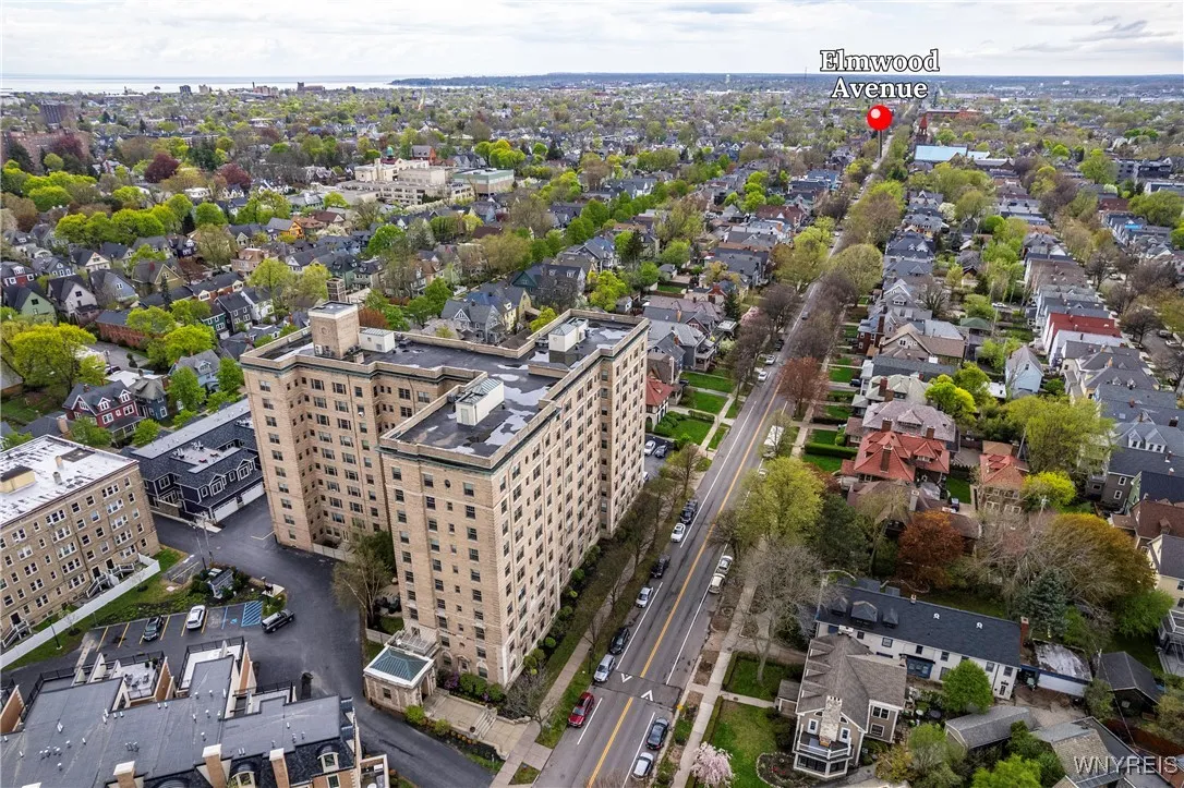 33 Gates Circle 10d, Buffalo, New York 14222, Buffalo, New York 14209, 3 Bedrooms Bedrooms, 7 Rooms Rooms,2 BathroomsBathrooms,Residential,Closed,33 Gates Circle 10d, Buffalo, New York 14222,0,B1606826