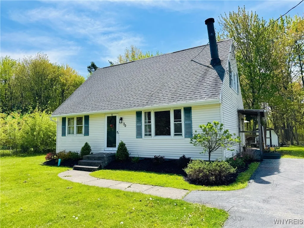 30 Schultz Road, Orchard Park, New York 14127, Orchard Park, New York 14127, 4 Bedrooms Bedrooms, 8 Rooms Rooms,2 BathroomsBathrooms,Residential,Closed,30 Schultz Road, Orchard Park, New York 14127,0,B1606819