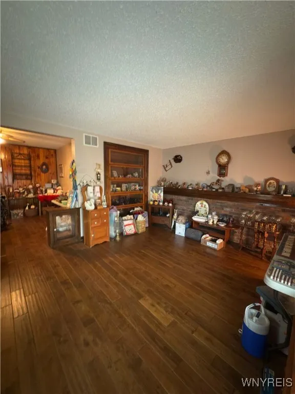 116 Fuller Avenue, Tonawanda-city, New York 14150, Tonawanda, New York 14150, 3 Bedrooms Bedrooms, 9 Rooms Rooms,1 BathroomBathrooms,Residential,Closed,116 Fuller Avenue, Tonawanda-city, New York 14150,B1605903