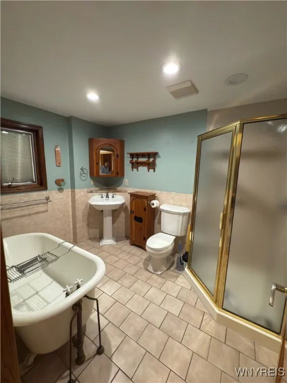 116 Fuller Avenue, Tonawanda-city, New York 14150, Tonawanda, New York 14150, 3 Bedrooms Bedrooms, 9 Rooms Rooms,1 BathroomBathrooms,Residential,Closed,116 Fuller Avenue, Tonawanda-city, New York 14150,B1605903