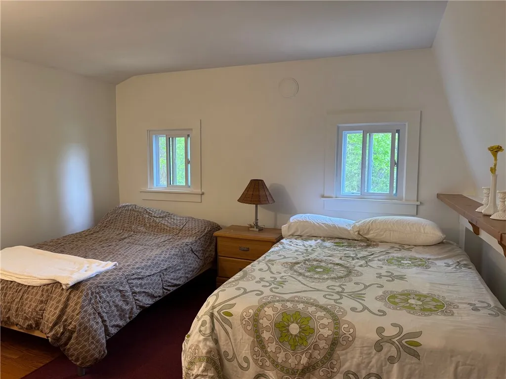 bedroom bedroom