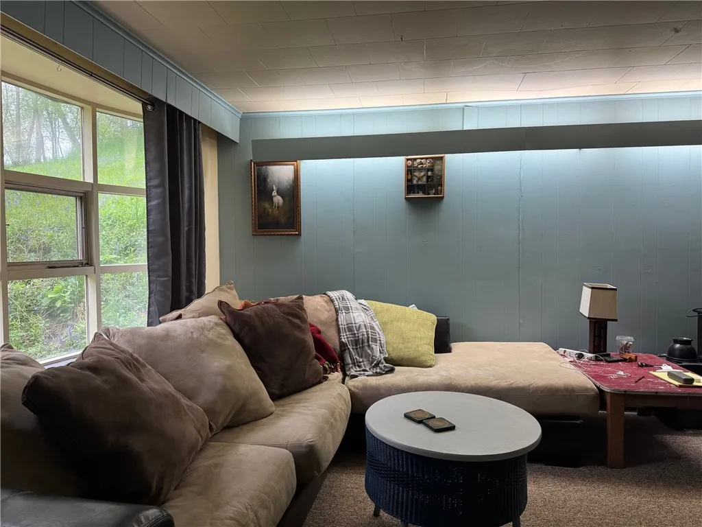 back rm/ office/family rm or 1st fl bdrm back rm/ office/family rm or 1st fl bdrm