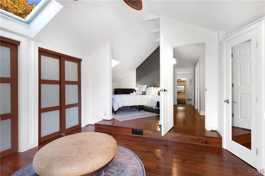 44 West Genesee Street, Skaneateles, New York 1315, Skaneateles, New York 13152, 3 Bedrooms Bedrooms, 10 Rooms Rooms,3 BathroomsBathrooms,Residential Lease,For Rent,44 West Genesee Street, Skaneateles, New York 1315,0,S1606548