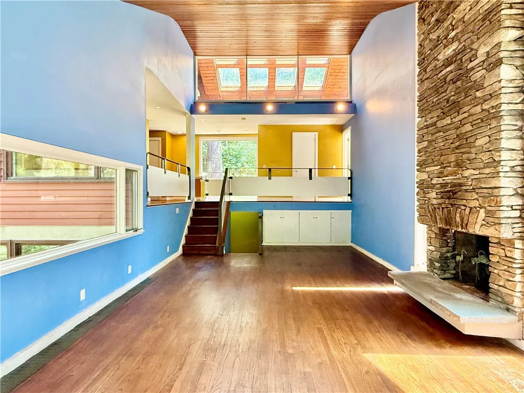 19-21 Ravine Park N Park North, Oneonta-city, New, Oneonta, New York 13820, 5 Bedrooms Bedrooms, 11 Rooms Rooms,3 BathroomsBathrooms,Residential,Closed,19-21 Ravine Park N Park North, Oneonta-city, New ,0,R1602427