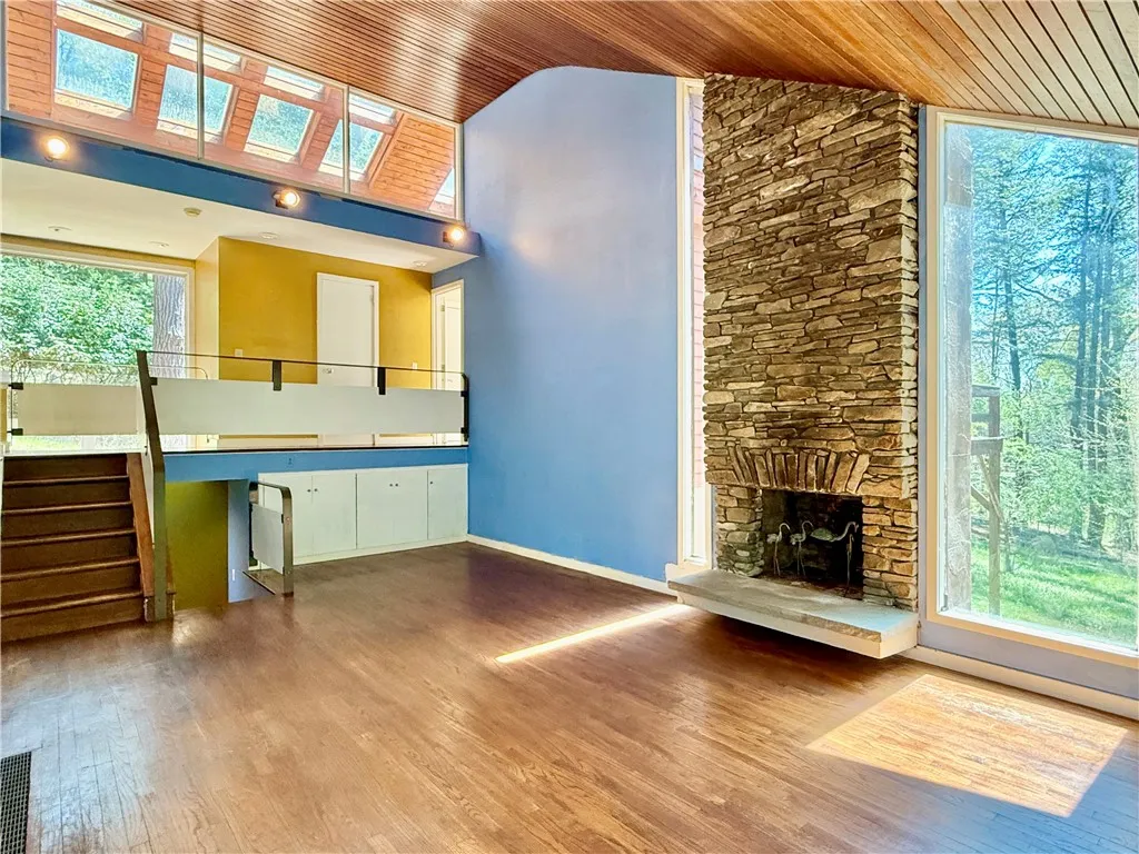 19-21 Ravine Park N Park North, Oneonta-city, New, Oneonta, New York 13820, 5 Bedrooms Bedrooms, 11 Rooms Rooms,3 BathroomsBathrooms,Residential,Closed,19-21 Ravine Park N Park North, Oneonta-city, New ,0,R1602427