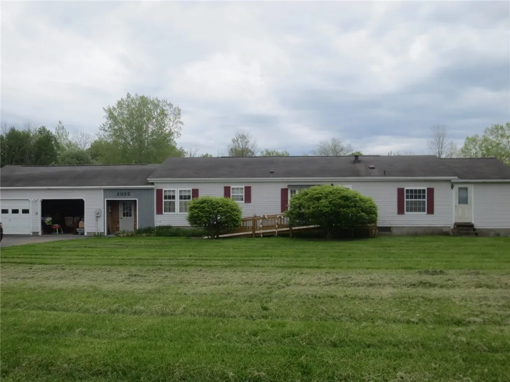 2035 Mills Road, Waterloo, New York 13165, Waterloo, New York 13165, 3 Bedrooms Bedrooms, 7 Rooms Rooms,3 BathroomsBathrooms,Residential,Closed,2035 Mills Road, Waterloo, New York 13165,R1607020