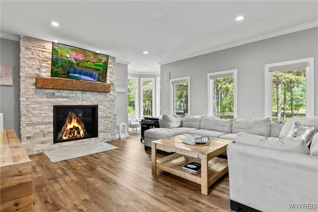 3750 Transit Road, Orchard Park, New York 14127, Orchard Park, New York 14127, 4 Bedrooms Bedrooms, 7 Rooms Rooms,3 BathroomsBathrooms,Residential,Closed,3750 Transit Road, Orchard Park, New York 14127,0,B1606833