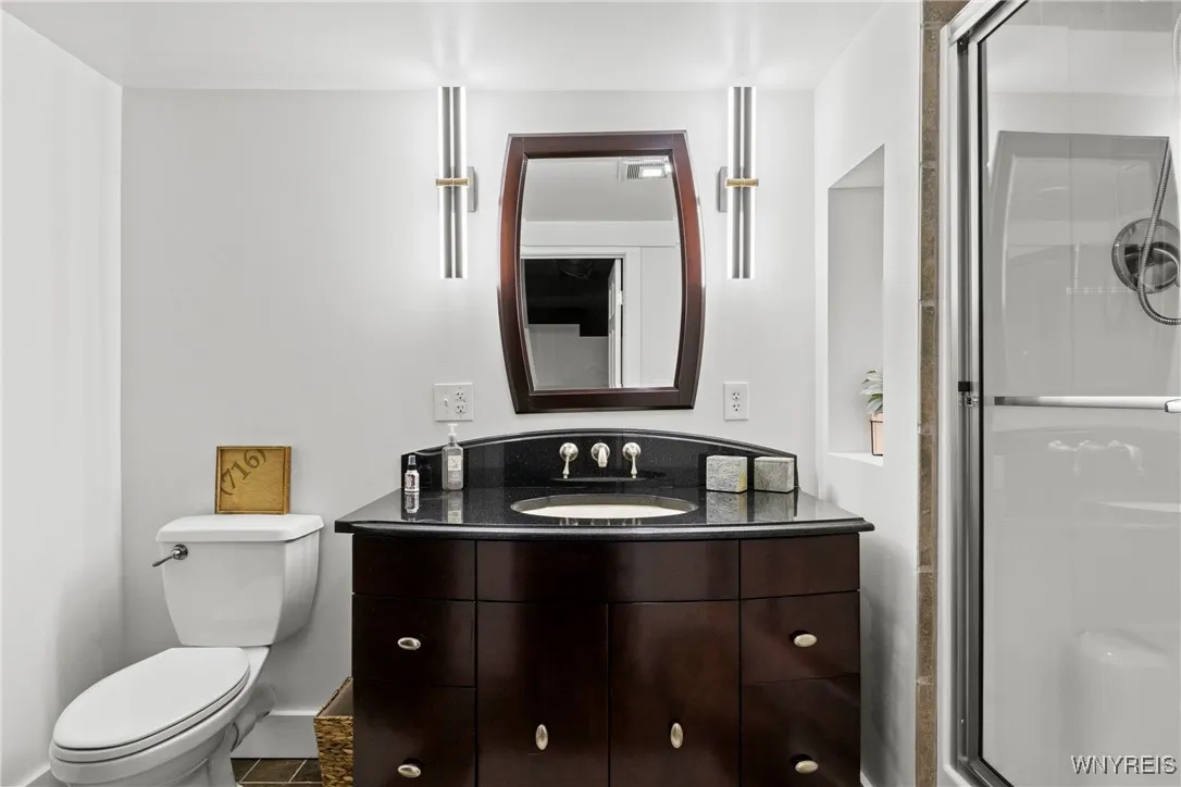 3750 Transit Road, Orchard Park, New York 14127, Orchard Park, New York 14127, 4 Bedrooms Bedrooms, 7 Rooms Rooms,3 BathroomsBathrooms,Residential,Closed,3750 Transit Road, Orchard Park, New York 14127,0,B1606833