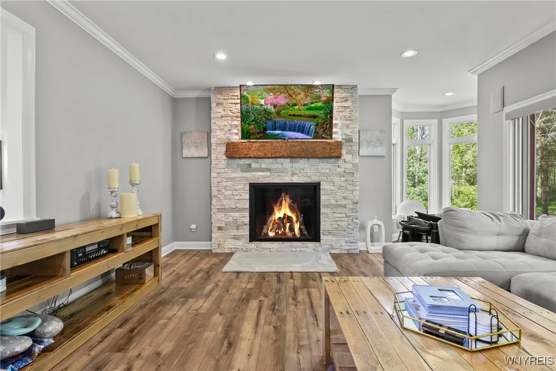 3750 Transit Road, Orchard Park, New York 14127, Orchard Park, New York 14127, 4 Bedrooms Bedrooms, 7 Rooms Rooms,3 BathroomsBathrooms,Residential,Closed,3750 Transit Road, Orchard Park, New York 14127,0,B1606833