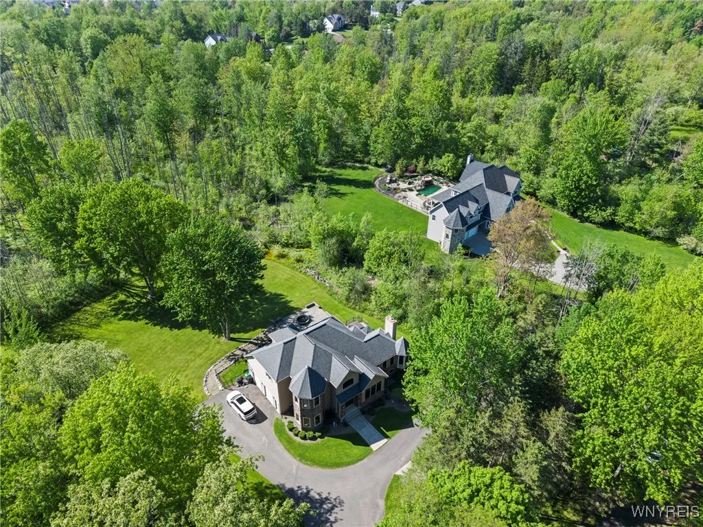 3750 Transit Road, Orchard Park, New York 14127, Orchard Park, New York 14127, 4 Bedrooms Bedrooms, 7 Rooms Rooms,3 BathroomsBathrooms,Residential,Closed,3750 Transit Road, Orchard Park, New York 14127,0,B1606833