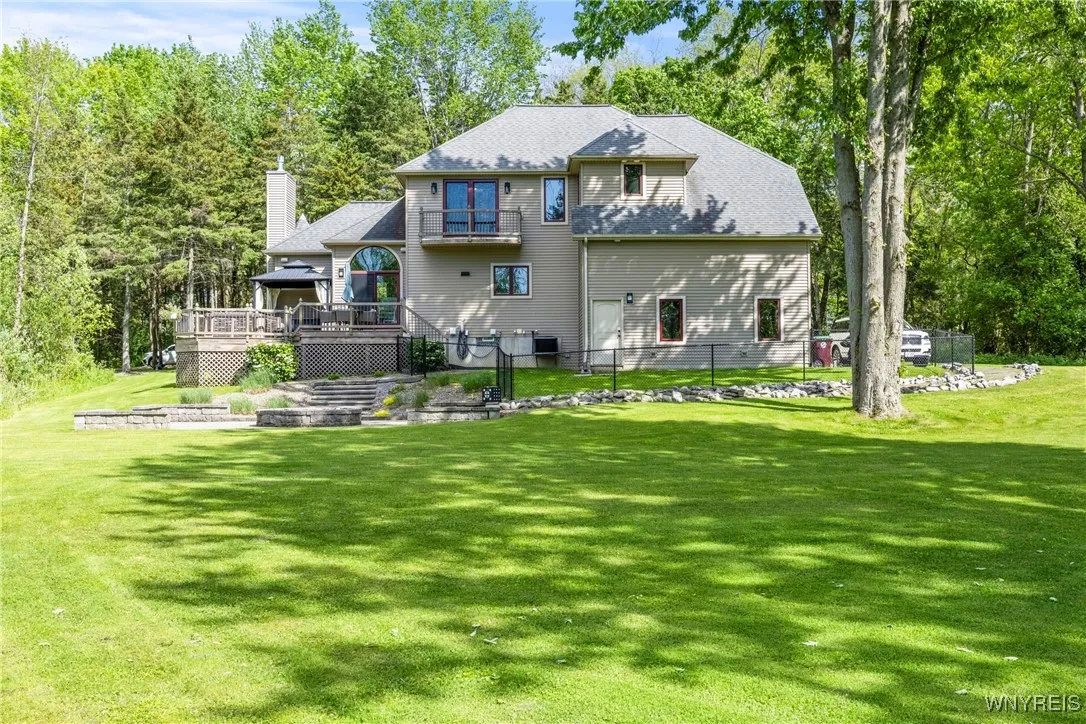 3750 Transit Road, Orchard Park, New York 14127, Orchard Park, New York 14127, 4 Bedrooms Bedrooms, 7 Rooms Rooms,3 BathroomsBathrooms,Residential,Closed,3750 Transit Road, Orchard Park, New York 14127,0,B1606833