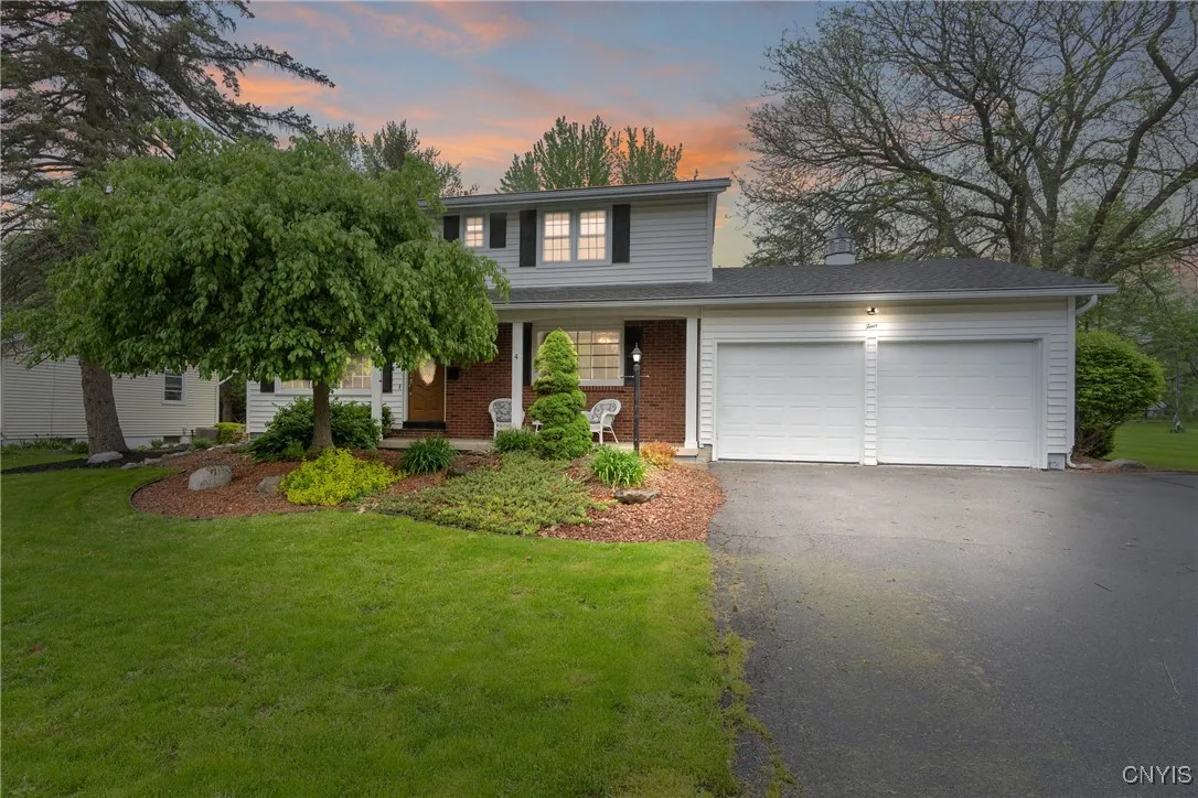 4 Nightingale Path, Clay, New York 13090, Clay, New York 13090, 4 Bedrooms Bedrooms, 9 Rooms Rooms,2 BathroomsBathrooms,Residential,Closed,4 Nightingale Path, Clay, New York 13090,0,S1605407
