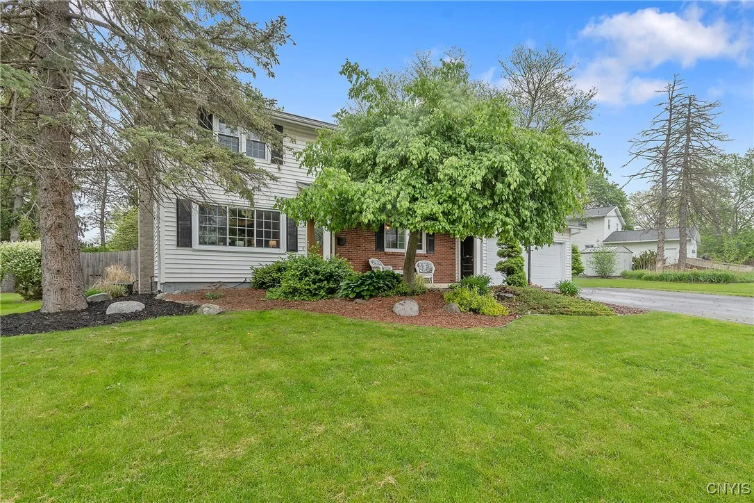 4 Nightingale Path, Clay, New York 13090, Clay, New York 13090, 4 Bedrooms Bedrooms, 9 Rooms Rooms,2 BathroomsBathrooms,Residential,Closed,4 Nightingale Path, Clay, New York 13090,0,S1605407