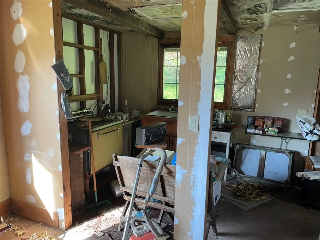 35780 State Highway 28, Andes, New York 13731, Andes, New York 13731, 1 Bedroom Bedrooms, 7 Rooms Rooms,2 BathroomsBathrooms,Residential,Closed,35780 State Highway 28, Andes, New York 13731,0,R1607175