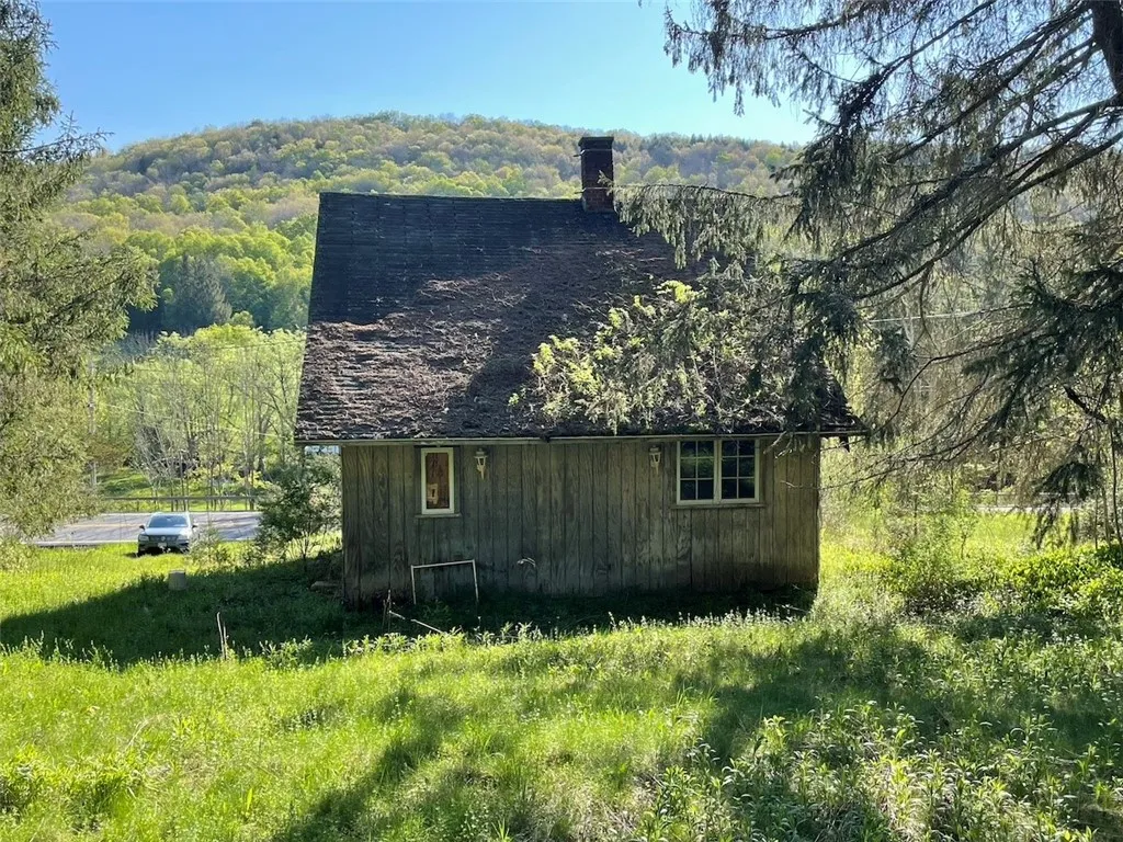 35780 State Highway 28, Andes, New York 13731, Andes, New York 13731, 1 Bedroom Bedrooms, 7 Rooms Rooms,2 BathroomsBathrooms,Residential,Closed,35780 State Highway 28, Andes, New York 13731,0,R1607175