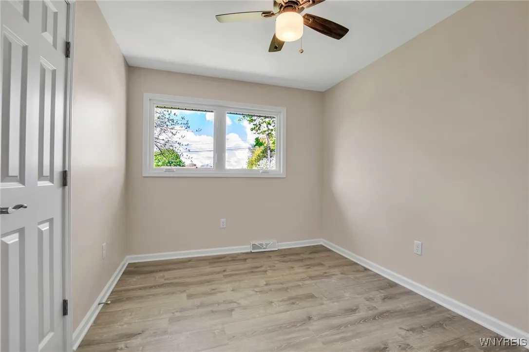1117 N Forest Rd, Amherst, New York 14221, Amherst, New York 14221, 3 Bedrooms Bedrooms, 6 Rooms Rooms,1 BathroomBathrooms,Residential,Closed,1117 N Forest Rd, Amherst, New York 14221,0,B1607114