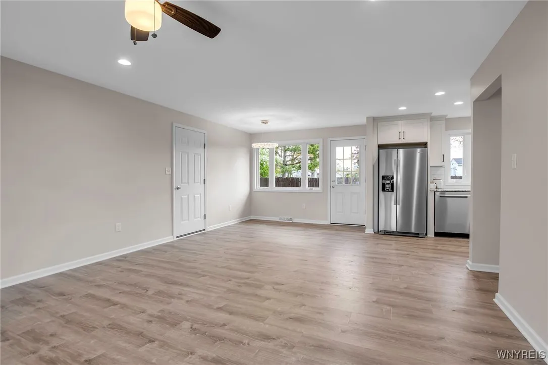 1117 N Forest Rd, Amherst, New York 14221, Amherst, New York 14221, 3 Bedrooms Bedrooms, 6 Rooms Rooms,1 BathroomBathrooms,Residential,Closed,1117 N Forest Rd, Amherst, New York 14221,0,B1607114