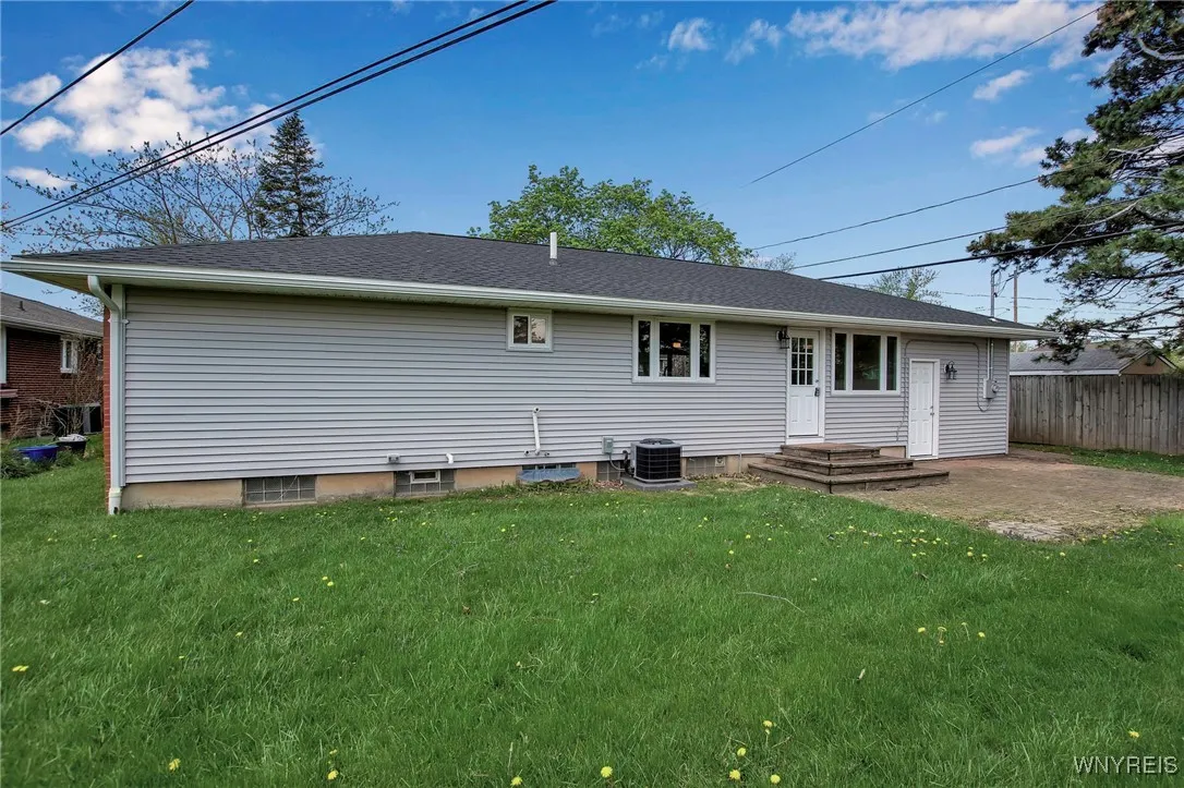 1117 N Forest Rd, Amherst, New York 14221, Amherst, New York 14221, 3 Bedrooms Bedrooms, 6 Rooms Rooms,1 BathroomBathrooms,Residential,Closed,1117 N Forest Rd, Amherst, New York 14221,0,B1607114