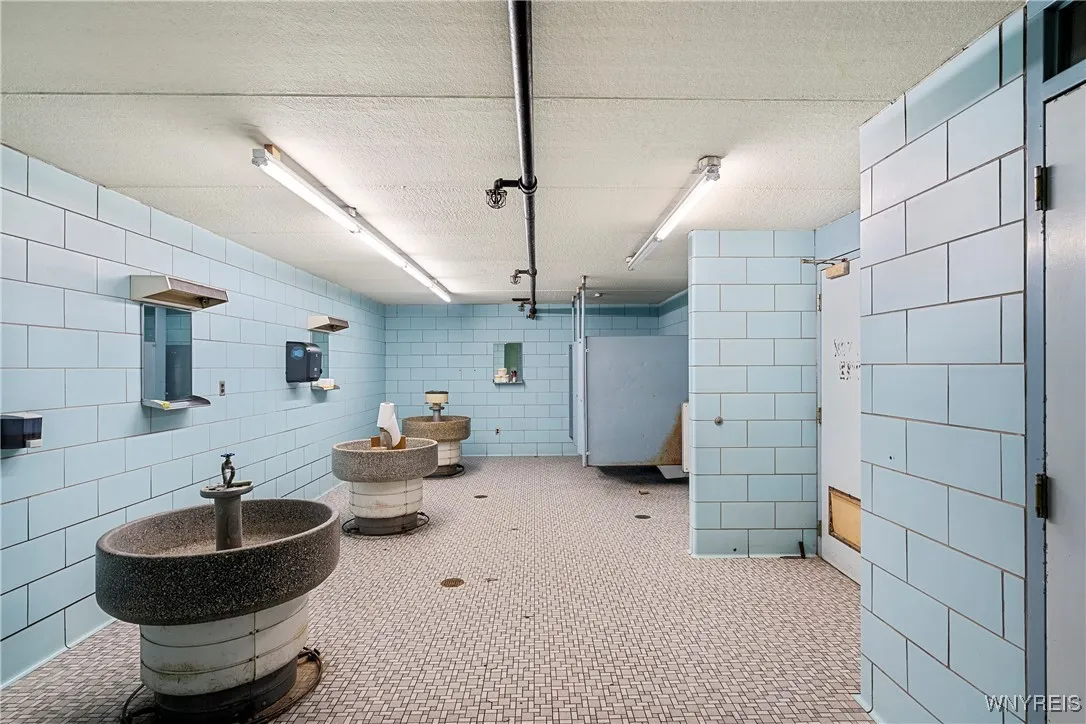 59 Felton Street, North Tonawanda, New York 14120, North Tonawanda, New York 14120, ,Commercial Sale,Closed,59 Felton Street, North Tonawanda, New York 14120,0,B1606762