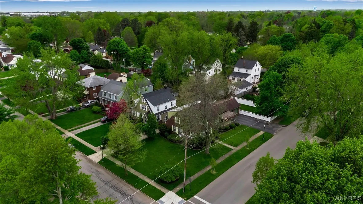 85 Columbia Drive, Amherst, New York 14221, Amherst, New York 14221, 3 Bedrooms Bedrooms, 7 Rooms Rooms,2 BathroomsBathrooms,Residential,Closed,85 Columbia Drive, Amherst, New York 14221,0,B1607157