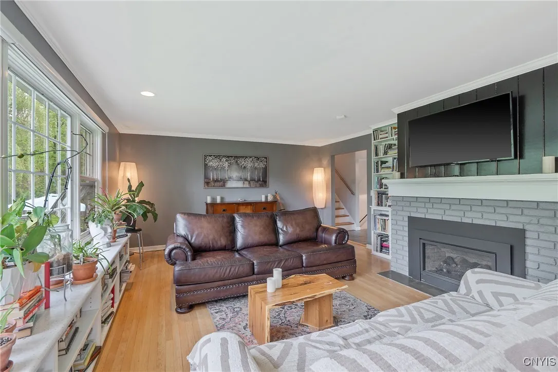 9 Bishop Drive, Manlius, New York 13066, Manlius, New York 13066, 4 Bedrooms Bedrooms, 12 Rooms Rooms,2 BathroomsBathrooms,Residential,Closed,9 Bishop Drive, Manlius, New York 13066,0,S1607035