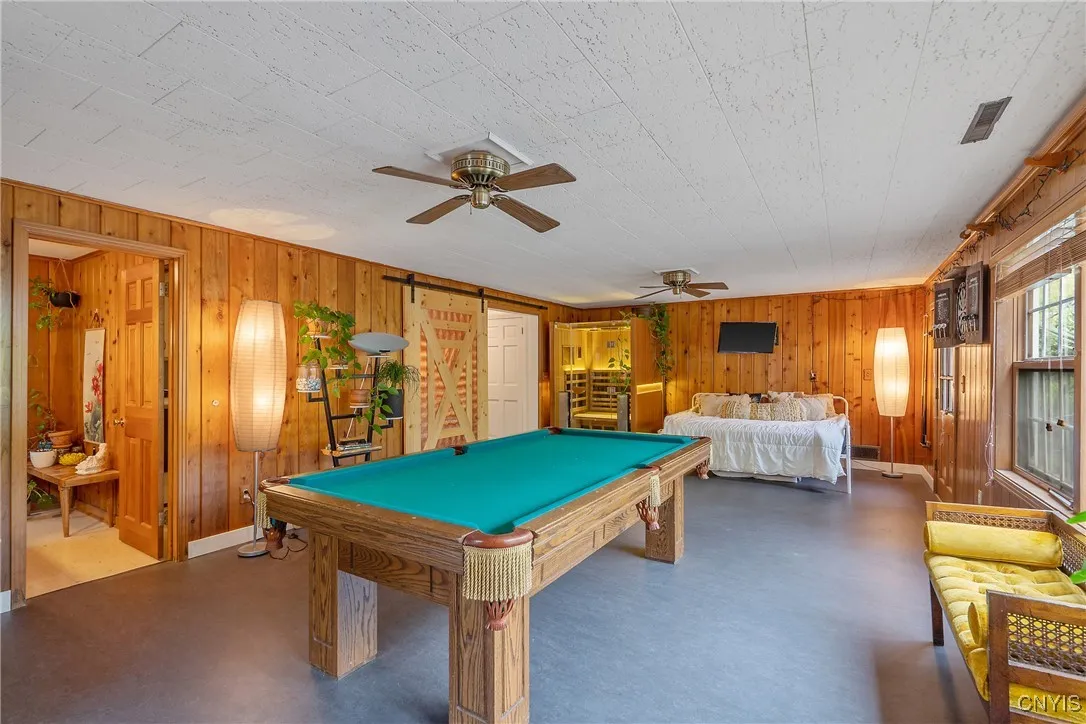 9 Bishop Drive, Manlius, New York 13066, Manlius, New York 13066, 4 Bedrooms Bedrooms, 12 Rooms Rooms,2 BathroomsBathrooms,Residential,Closed,9 Bishop Drive, Manlius, New York 13066,0,S1607035