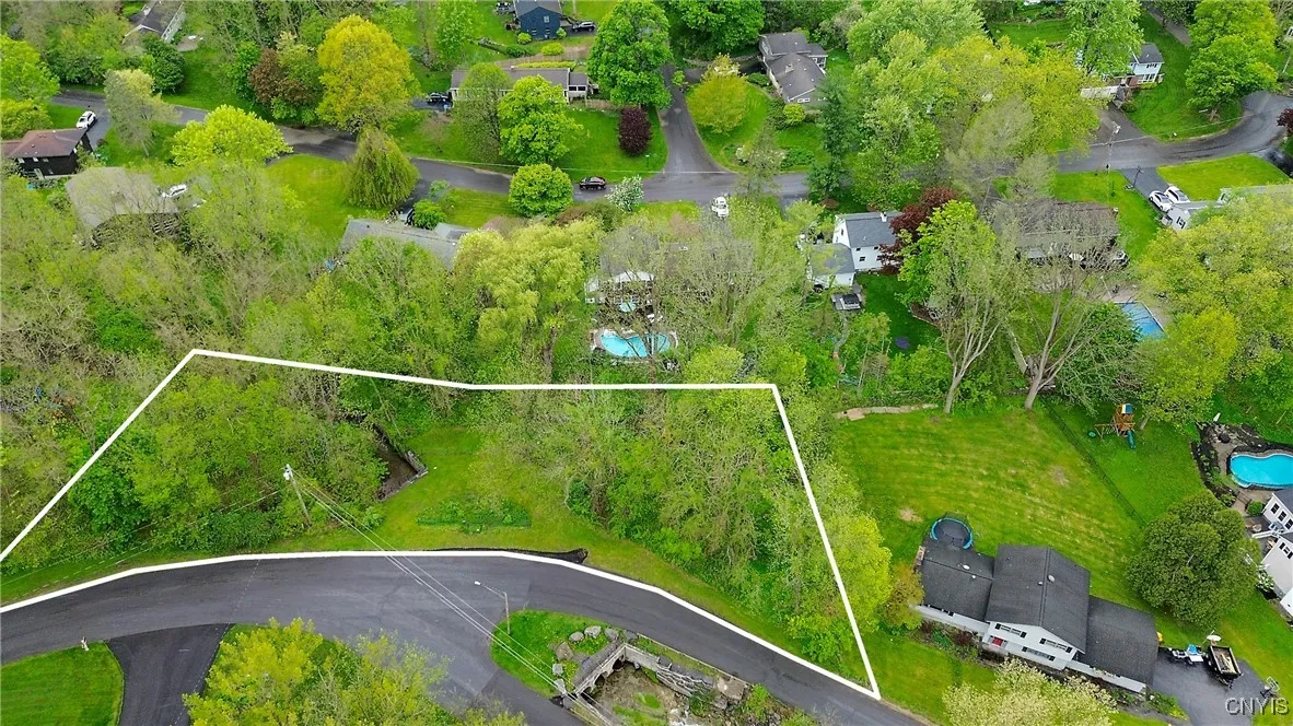 9 Bishop Drive, Manlius, New York 13066, Manlius, New York 13066, 4 Bedrooms Bedrooms, 12 Rooms Rooms,2 BathroomsBathrooms,Residential,Closed,9 Bishop Drive, Manlius, New York 13066,0,S1607035