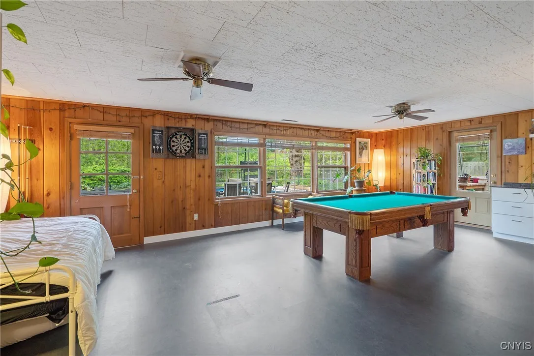 9 Bishop Drive, Manlius, New York 13066, Manlius, New York 13066, 4 Bedrooms Bedrooms, 12 Rooms Rooms,2 BathroomsBathrooms,Residential,Closed,9 Bishop Drive, Manlius, New York 13066,0,S1607035
