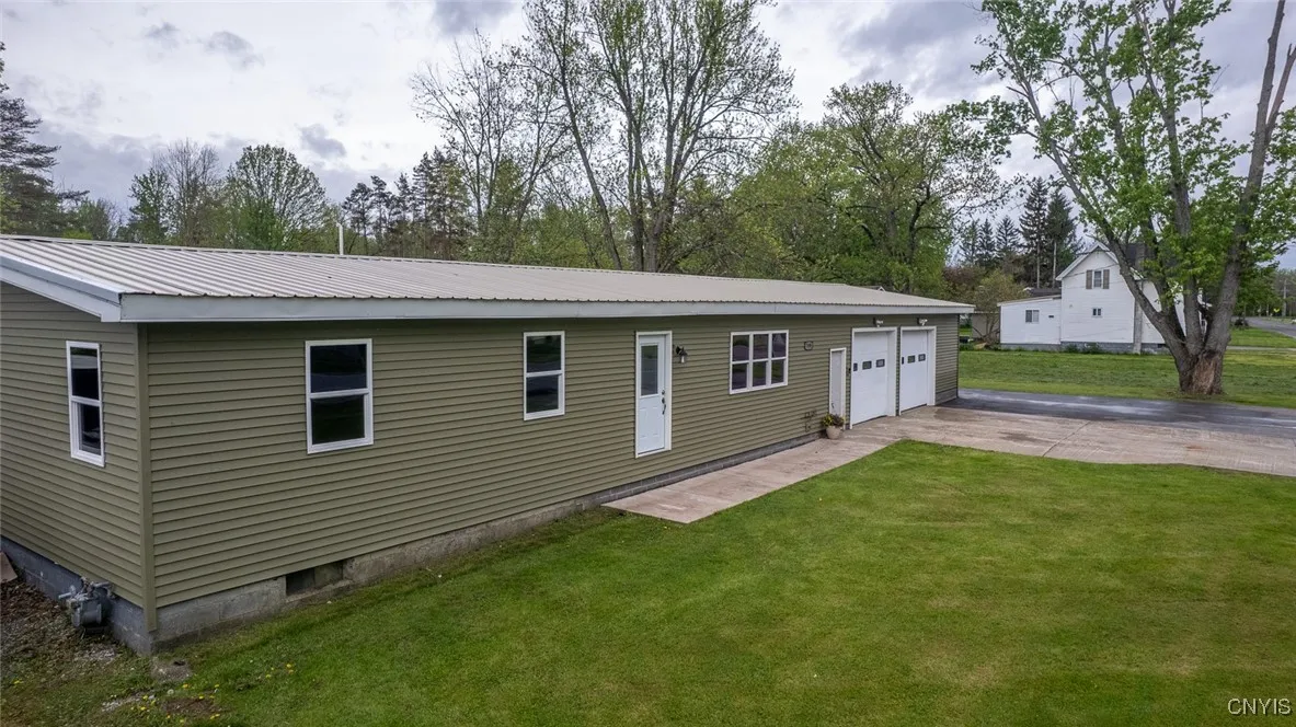 7498 Roberts Street, Lenox, New York 13032, Lenox, New York 13032, 3 Bedrooms Bedrooms, 5 Rooms Rooms,1 BathroomBathrooms,Residential,For Sale,7498 Roberts Street, Lenox, New York 13032,S1607072