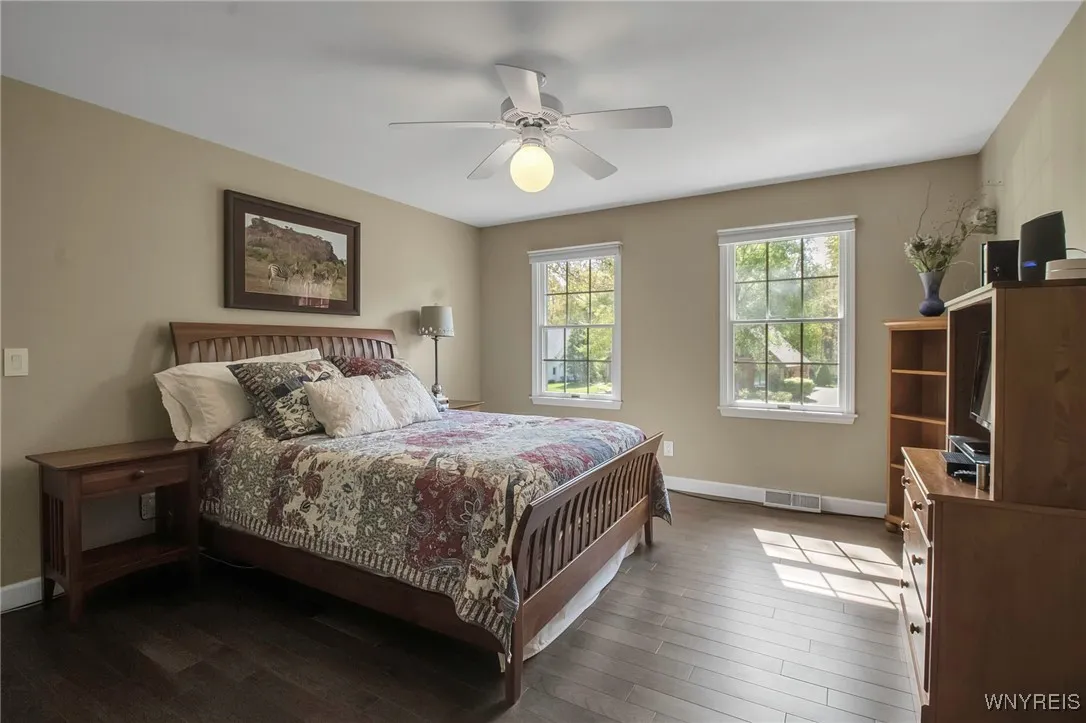 8355 Black Walnut Drive, Clarence, New York 14051, Clarence, New York 14051, 4 Bedrooms Bedrooms, 9 Rooms Rooms,2 BathroomsBathrooms,Residential,Closed,8355 Black Walnut Drive, Clarence, New York 14051,0,B1607163