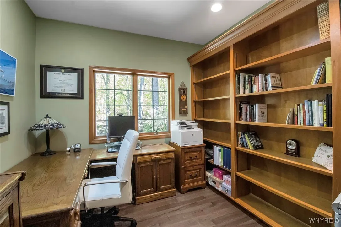 1st floor office