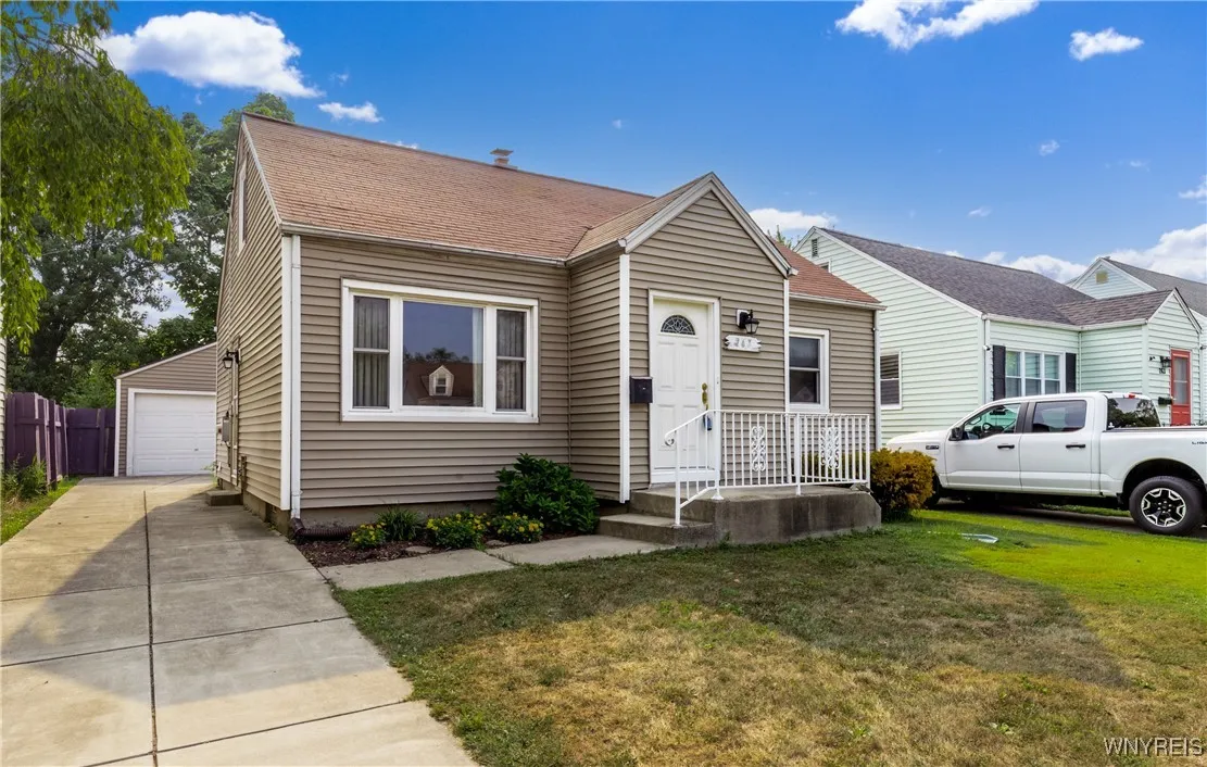 267 Parkhurst Boulevard, Tonawanda-town, New York, Tonawanda, New York 14223, 3 Bedrooms Bedrooms, 6 Rooms Rooms,1 BathroomBathrooms,Residential,For Sale,267 Parkhurst Boulevard, Tonawanda-town, New York ,B1606429
