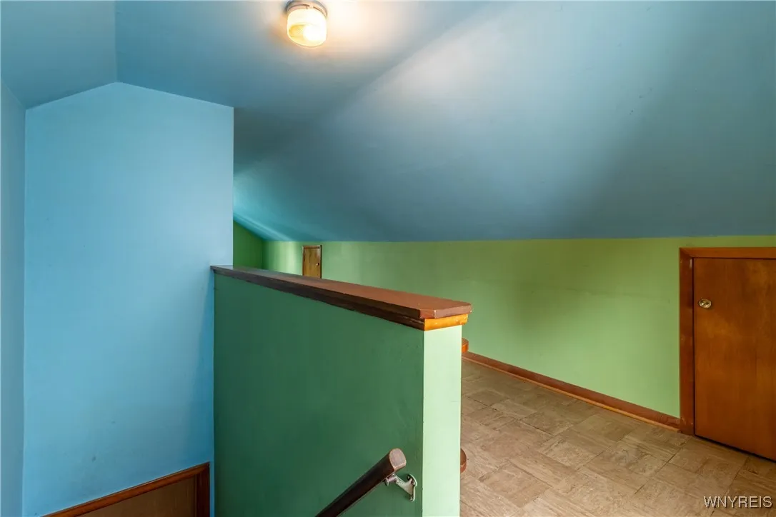 267 Parkhurst Boulevard, Tonawanda-town, New York, Tonawanda, New York 14223, 3 Bedrooms Bedrooms, 6 Rooms Rooms,1 BathroomBathrooms,Residential,For Sale,267 Parkhurst Boulevard, Tonawanda-town, New York ,B1606429