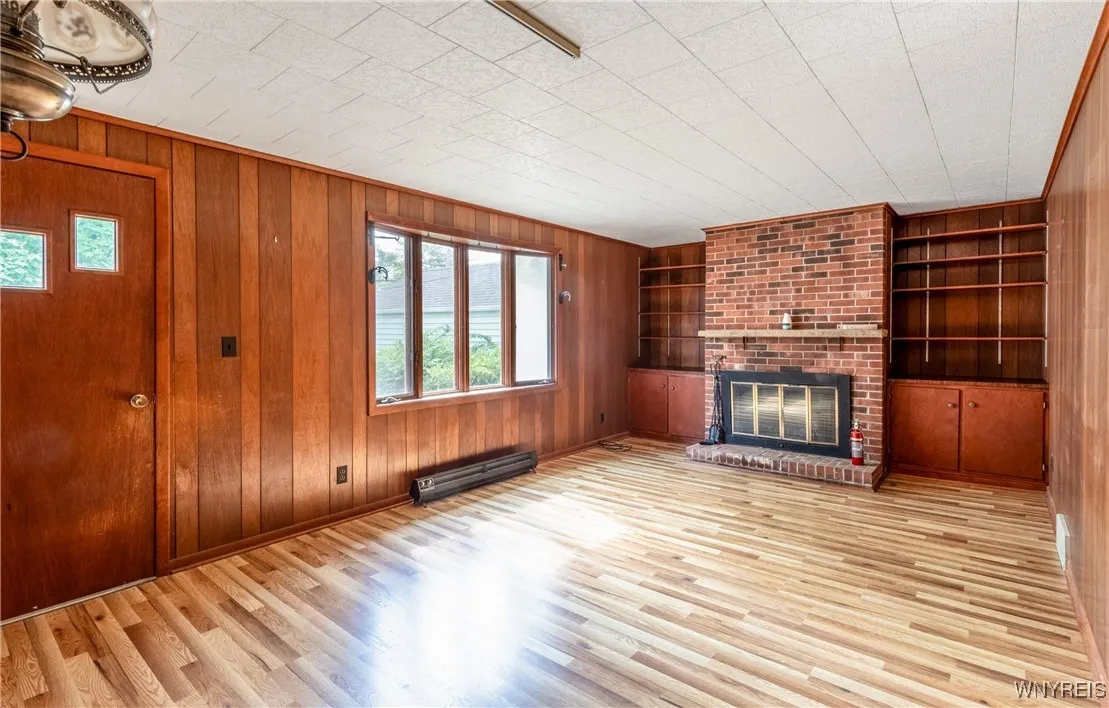 267 Parkhurst Boulevard, Tonawanda-town, New York, Tonawanda, New York 14223, 3 Bedrooms Bedrooms, 6 Rooms Rooms,1 BathroomBathrooms,Residential,For Sale,267 Parkhurst Boulevard, Tonawanda-town, New York ,B1606429
