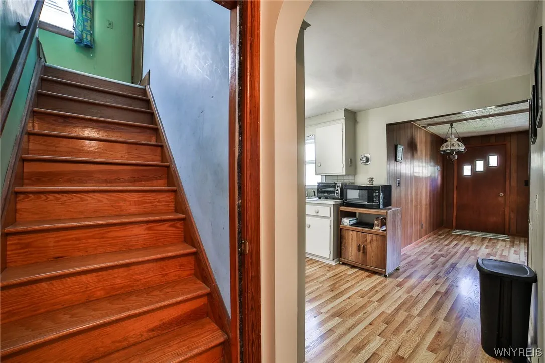 267 Parkhurst Boulevard, Tonawanda-town, New York, Tonawanda, New York 14223, 3 Bedrooms Bedrooms, 6 Rooms Rooms,1 BathroomBathrooms,Residential,For Sale,267 Parkhurst Boulevard, Tonawanda-town, New York ,B1606429